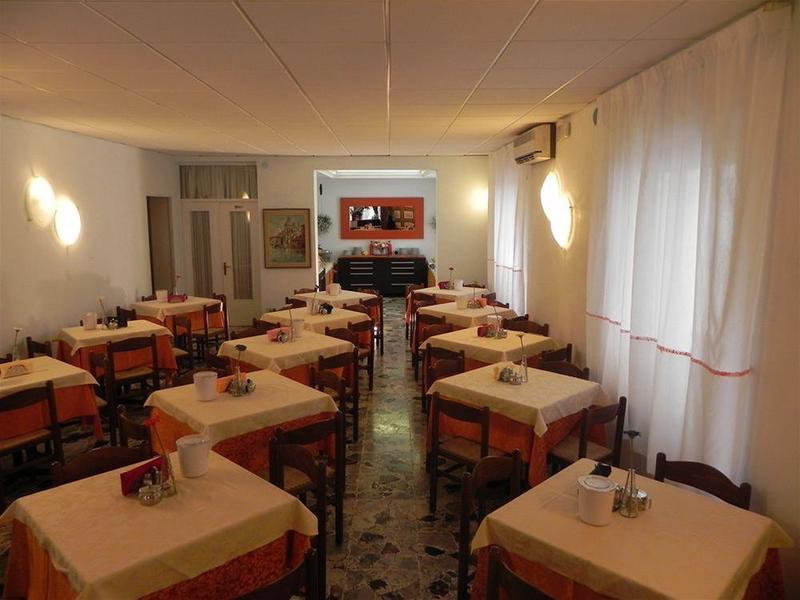Hotel Antonella كاوْرلي المظهر الخارجي الصورة