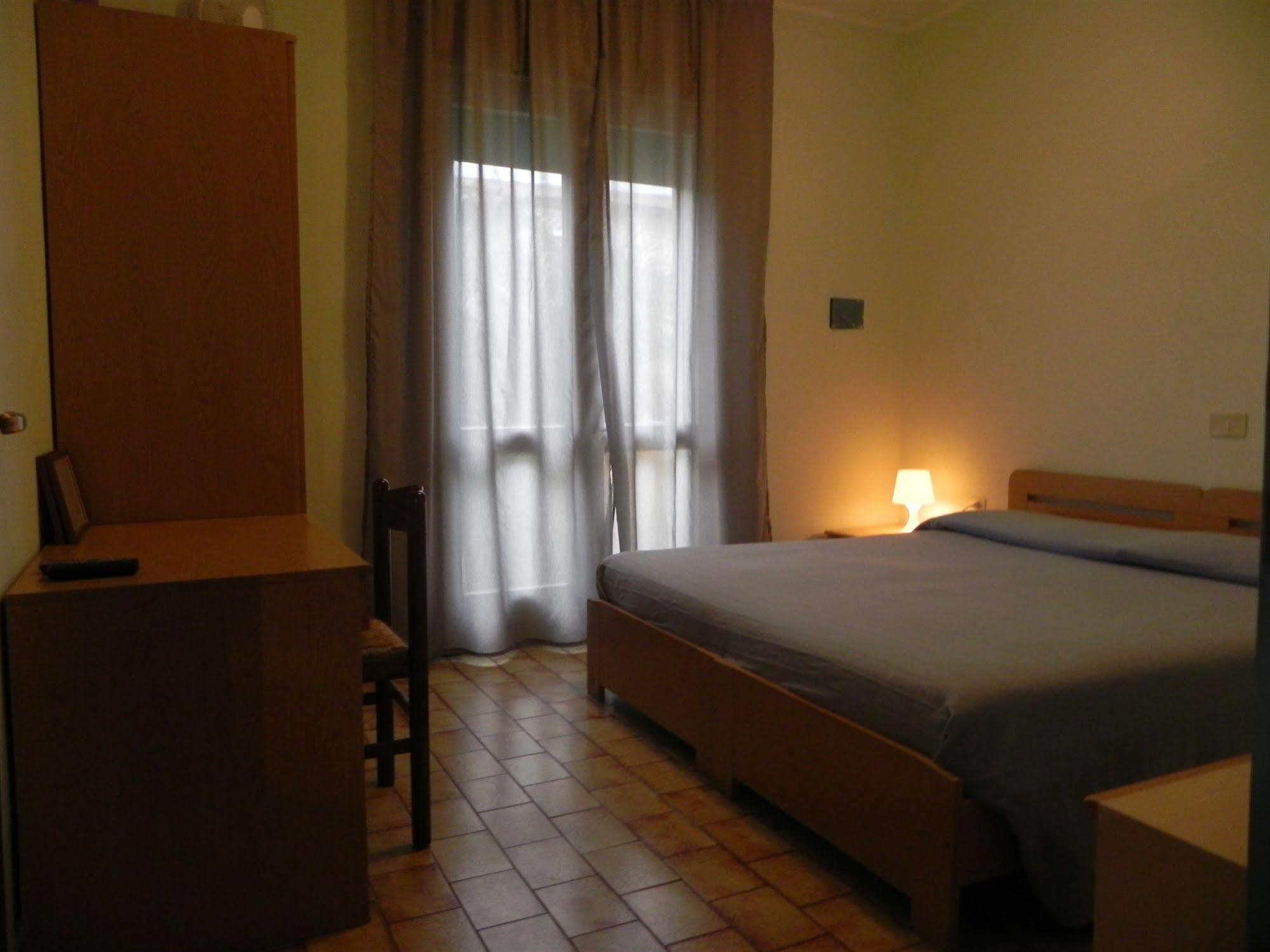 Hotel Antonella كاوْرلي المظهر الخارجي الصورة